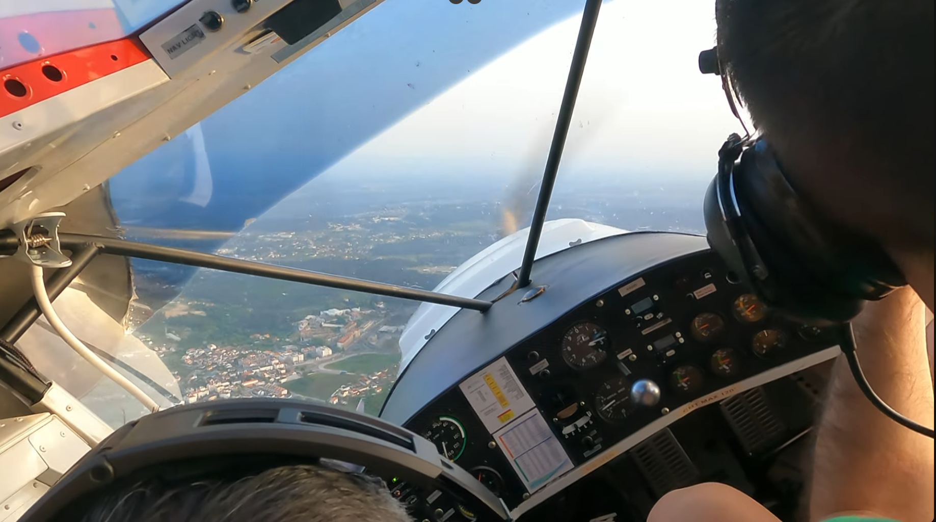 Piloto de aviação civil ultraleve